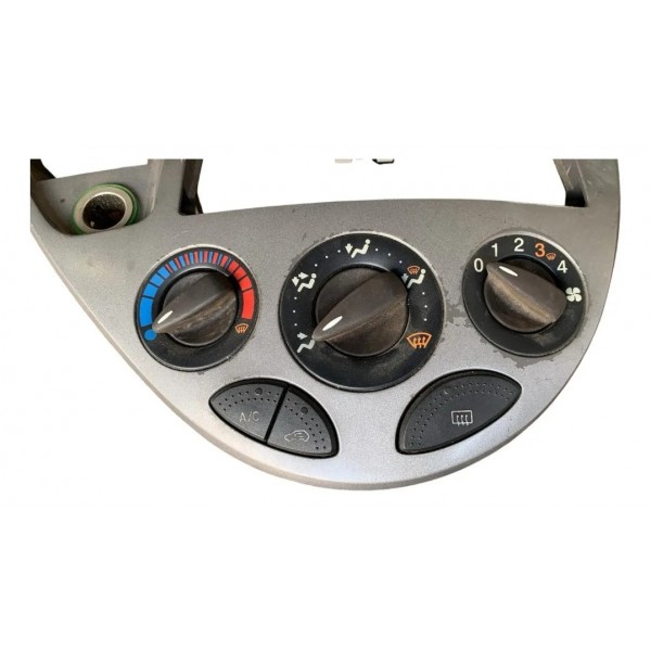 Moldura Comando Ar Ford Focus 2001 2008