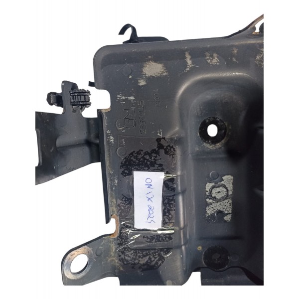 Suporte Caixa Bateria Gm Onix Hatch Lt 1.0 2021 2024 Preto