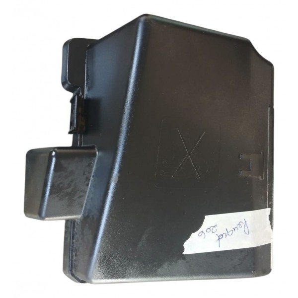 Tampa Caixa Fusivel Peugeot 206 2005 Original
