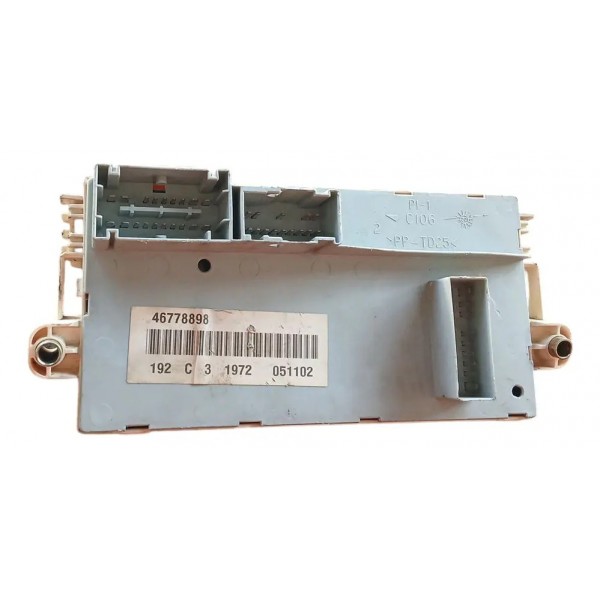 Caixa De Fusiveis Fiat Stilo 1.8 16v 2003 2010