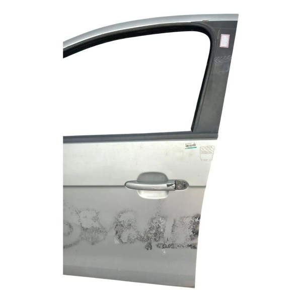 Porta Dianteira Esquerda Palio Attractive 2012 2015 Usado Dianteira Esquerdo Prateado