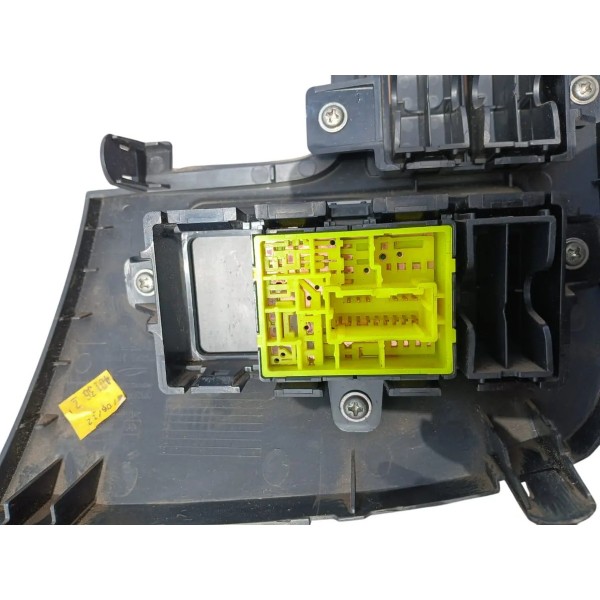Acabamento Moldura Comando Botão Retrovisor Nissan March